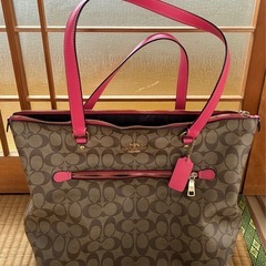 COACHシグネチャートートバッグ