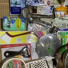 日本の有名メーカーの製品　貝印京セラくらしモア3Mパール各種　　台所製品55個　100均製品は無しの画像