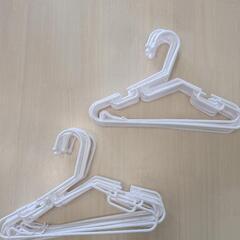 値下げしました　ベビー用ハンガー　24個