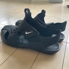 子供用サンダルNIKE
の画像