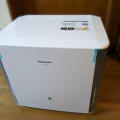値下げしました、 Panasonic FE-KXF15-W加湿器の画像