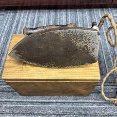 メ5742⭐ 昔のアイロン　昭和レトロ　アンティークの画像