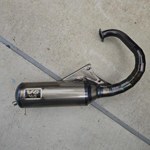 値下げ💴⤵6000⇒5000円DIO V8チャンバー(縦型エンジン (シマウマ