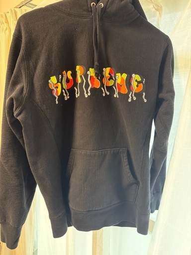 シュプリーム　パーカー