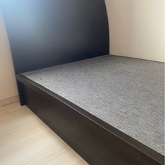 シモンズ　シングルベッド　跳ね上げ式　収納付きベッド　ベッドフレ...