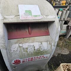 分別ゴミ箱3個の画像