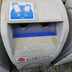 分別ゴミ箱3個の画像