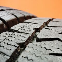 BS BLIZZAK VL10 195/80R15 107/105N LT 15インチ スタッドレス 4本 22年製 バリ溝 ハイエース キャラバン等　(KTN395)の画像