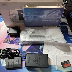 （売約済）携帯ゲーム機 【PSP1000/2000/NDS-R4】の画像