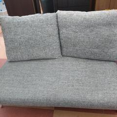 ★ジモティー割引有★ 布製2Pソファグレー 中古品 / 尼崎市《...