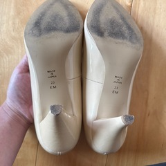ダイアナ パンプスの画像