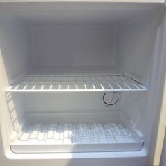 MAXZEN 31L 1ドア冷凍庫 JR031ML01WH 白 2022年製 直冷式 取扱説明書付き マクスゼン 冷凍庫 キッチン家電 札幌市東区 新道東店の画像