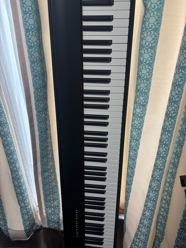 電子ピアノ　Roland FP-30