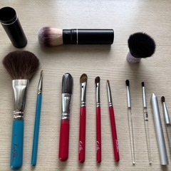 メイク用品　の画像