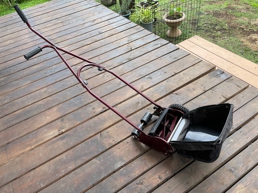 キンボシ・ゴールデンスター？手動芝刈機