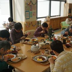 ✨身体介助なし✨残業なし✨賞与4.2ヵ月支給✨生活支援員の画像
