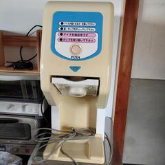 サンデンソフトクリームメーカー