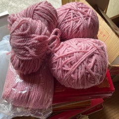 毛糸(ウール100%、アクリル混等)の画像