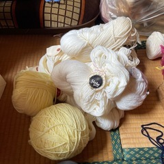 毛糸(ウール100%、アクリル混等)の画像