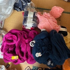 毛糸(ウール100%、アクリル混等)の画像