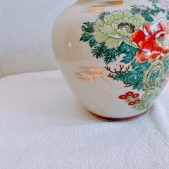 花瓶　陶器の画像
