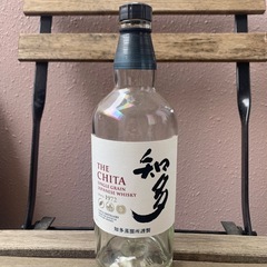 ①サントリー　知多　空ボトル　a