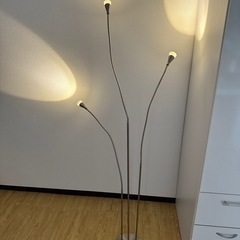 スタンドランプ　電気　照明