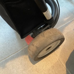 舵取り付き三輪車　ベビーカーの画像