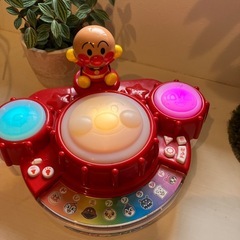 アンパンマンセット！　マジカルボンゴと水筒？コップ？カップ？の画像