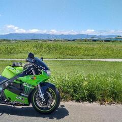 御話し中zxr250　バイクの画像