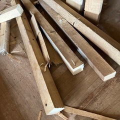 木材　解体分　大量　差し上げます。焚火などに