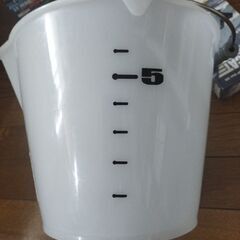 バケツ メモリ付き 8 Lの画像
