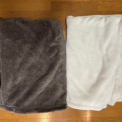 毛布五枚(未使用、使用済み品)の画像