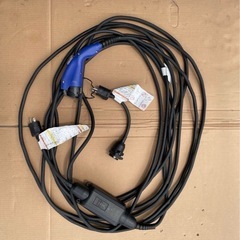 プリウスphvトヨタ純正充電コード200A