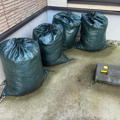 土のう(耐候性土のう袋使用)