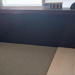 引出し付きダブルベッド用フレームの画像