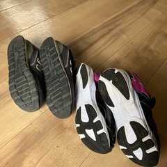 21cm スニーカー　２足で50円　ニューバランスの画像