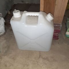 灯油　タンク　容器