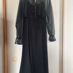 パーティードレス値下げしました　
掲載は14日までの画像