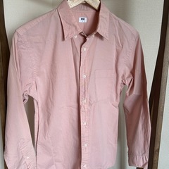 【中古】ユニクロ　GU Tシャツ　ワイシャツの画像