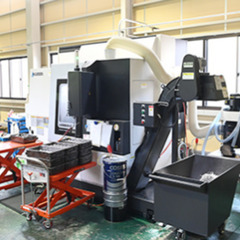 冷暖房完備の職場で安⼼︕未経験からプロの旋盤オペレーターへ︕　有限会社中林鉄工所の画像