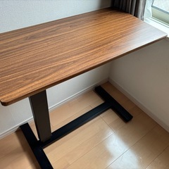 昇降デスク