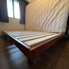 ダブルベッド(9本足すのこベッド&マットレス)の画像