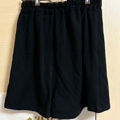 ブラックキュロット　M sizeの画像
