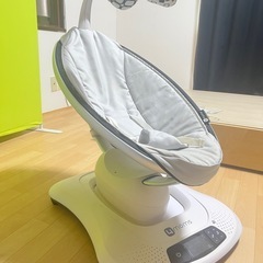 【取引中】ママルー 電動バウンサー 4momsの画像