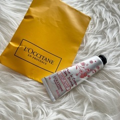 新品未使用　ロクシタン L'OCCITANE チェリーブロッサム...
