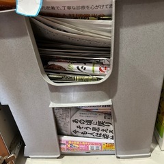 トイレットペーパーの芯　新聞紙の画像