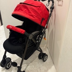 Aprica ベビーカーの画像