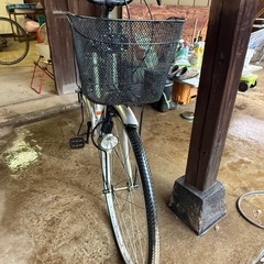 27インチ　シティサイクル　シルバー　内装３段ギア　走行使用少な...