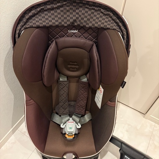 【最上位モデル】combiコンビチャイルドシート ラクティアターン